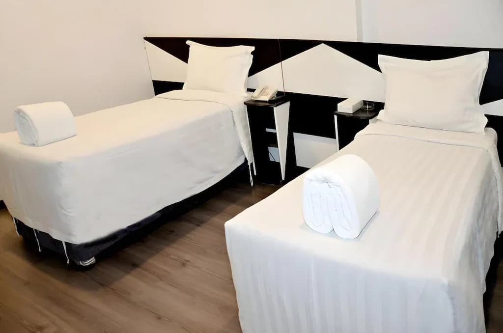 Hotel rooms for MIra Sudd and Rua Massi
