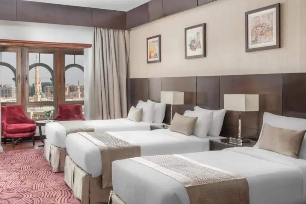 Hotel rooms for Mira Ajyad and Rua Massi