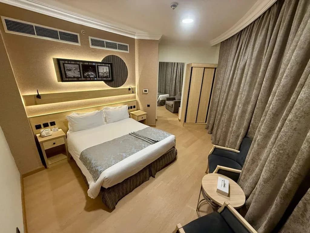 Hotel rooms for Azka Al Safa and Dallah Taibah